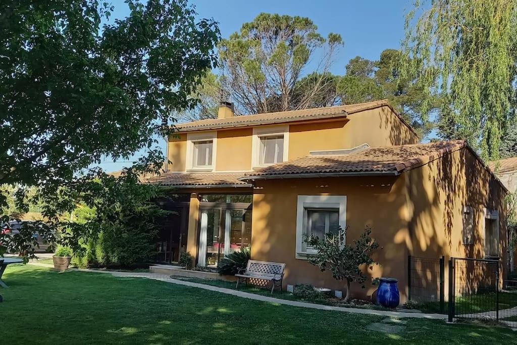 Logement Lumineux, Entierement Renove Avec Jardin Caumont-sur-Durance Exterior foto